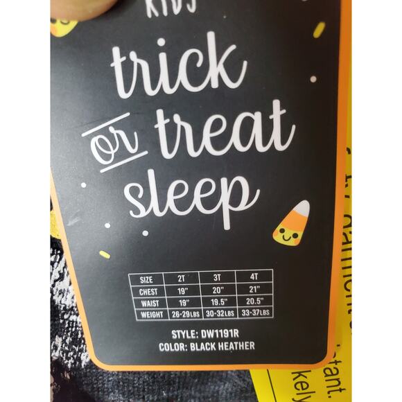 Trick or Treat Sleep 2T Glow in the Dark Halloween Skeleton Pajama Set, NWT - Picture 6 of 6